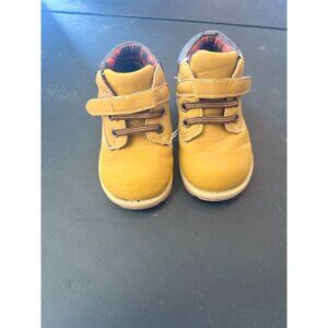 Toddler Size 6 Garanimals Boots